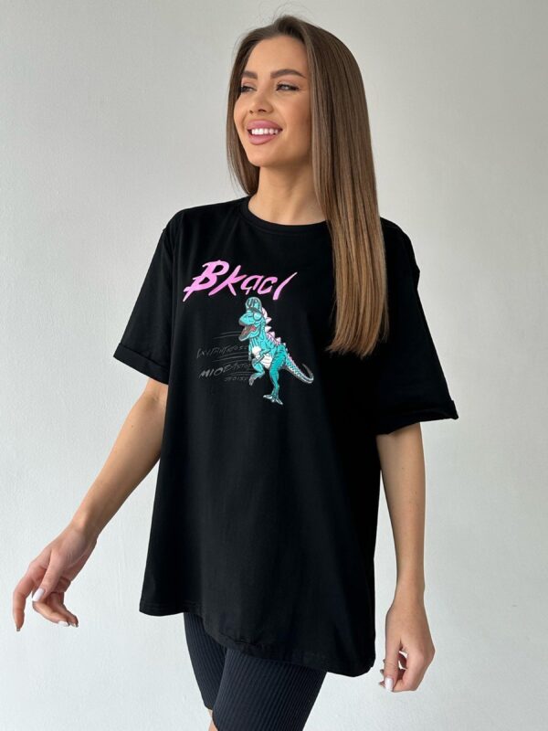 ISSA Plus Футболка (WN20-444_black) Женское, цвет - Чёрный, материал - Хлопок/вискоза Фото вещи ISSA Plus Футболка (WN20-444_black) Женское, цвет - Чёрный, материал - Хлопок/вискоза