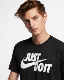 Фото вещи NIKE Just Do It Swoosh Футболка (6T1435) Мужское, цвет - Чёрный, материал - Хлопок
