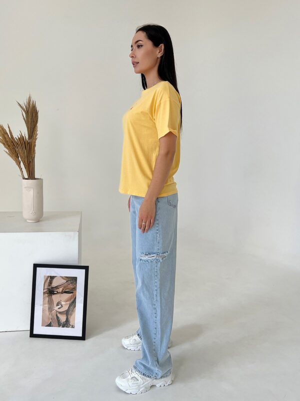 ISSA Plus Футболка (WN20-421_yellow) Женское, цвет - Жёлтый, материал - Хлопок/вискоза Фото вещи ISSA Plus Футболка (WN20-421_yellow) Женское, цвет - Жёлтый, материал - Хлопок/вискоза