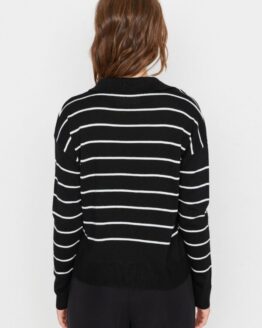 Фото вещи Trendyol Джемпер (TRL4403) Женское цвет - Чёрный материал - Акрил