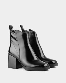 Фото вещи LeBERDES Бoтильоны (00000013705) Женское цвет - Чёрный материал - Кожа