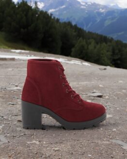 Фото вещи Високі черевики на підборах - буряковий