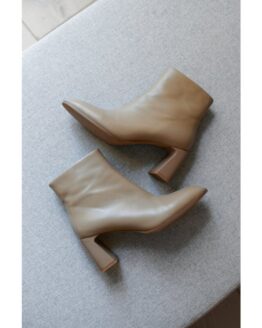 Фото вещи Ботильйони шкіряні бежеві Estro ER00111015